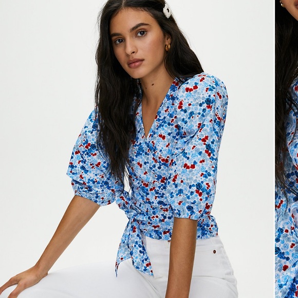 NWT Aritzia little moon floral wrap blouse sz L